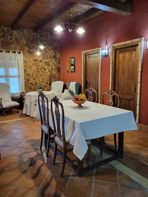 La Buganvilla, Descanso Entre Olivares Орначуелос Екстер'єр фото